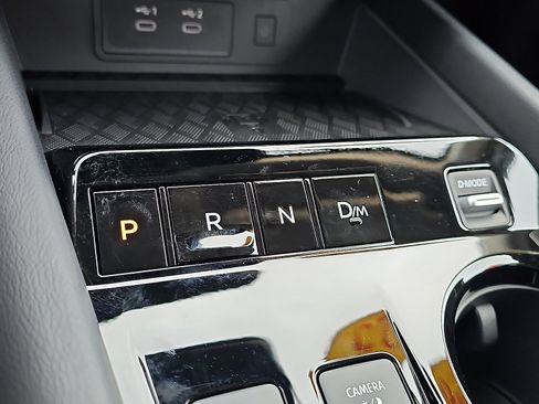 Certified 2025 Nissan Murano SV image 15