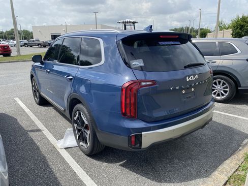 Used 2023 Kia Telluride S w/ S Sunroof Package FWD image 20