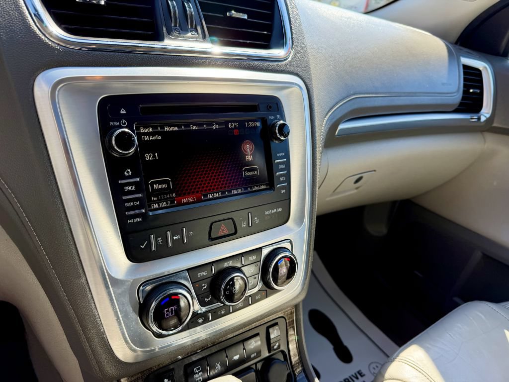 Used 2016 GMC Acadia SLT w/ Premium Edition FWD image 15