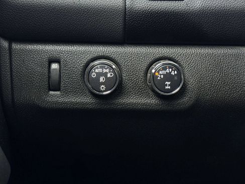 Used 2019 Chevrolet Colorado LT w/ LT Convenience Package image 14