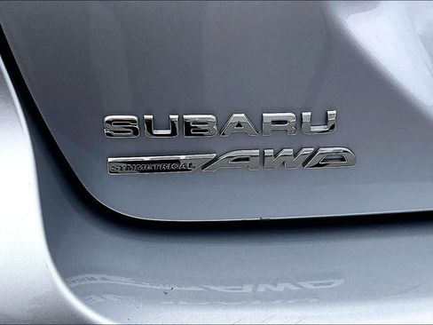 Used 2024 Subaru Crosstrek 2.0i Premium w/ Crosstrek Mirror Package image 7