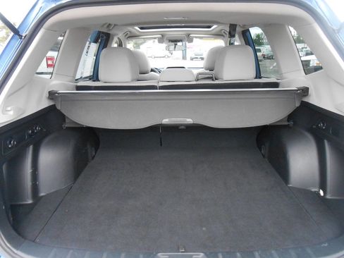 Used 2020 Subaru Forester Premium image 20