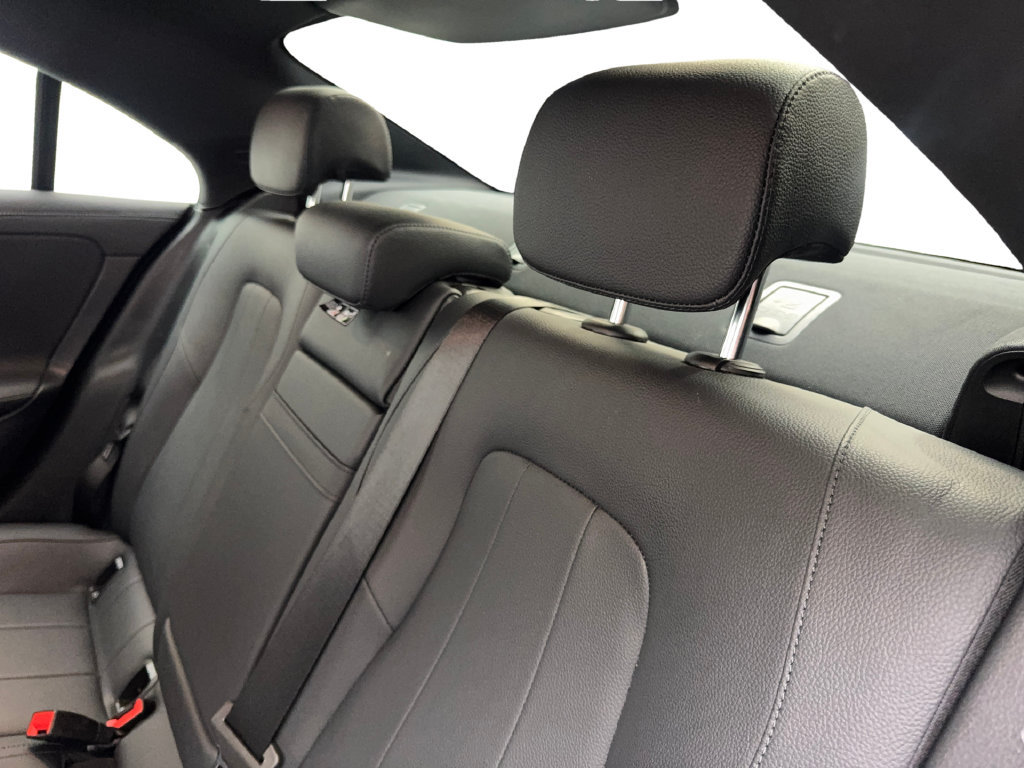 Used 2025 Mercedes-Benz CLA 250 image 34