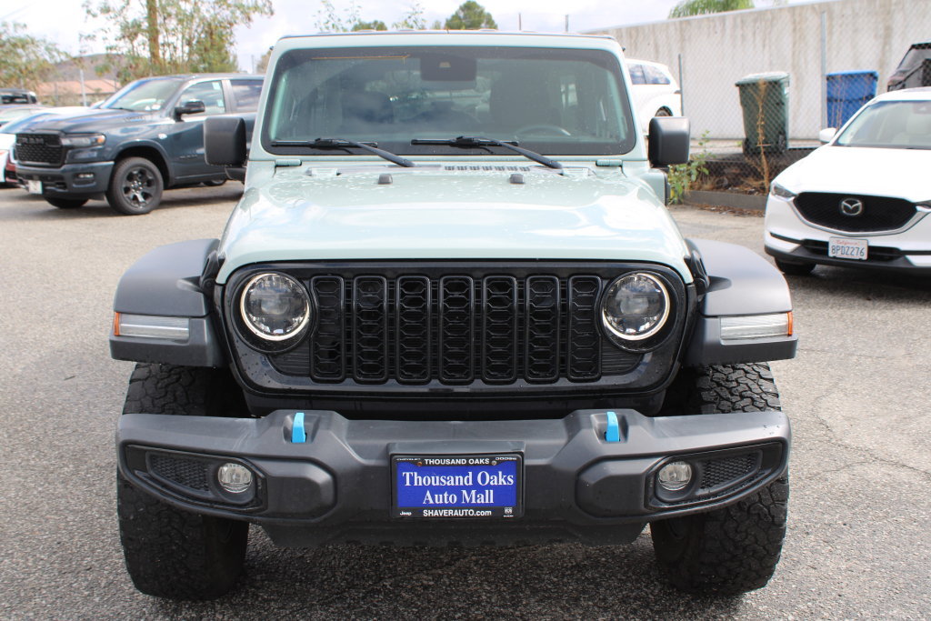 Used 2024 Jeep Wrangler Unlimited AWD/4WD image 2