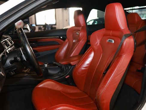 Used 2016 BMW M4 Coupe image 11