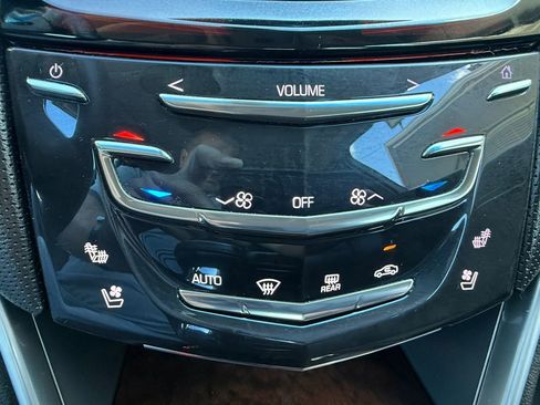 Used 2016 Cadillac XTS Luxury FWD image 25