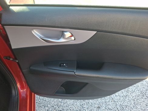 Used 2024 Kia Forte LXS FWD image 16
