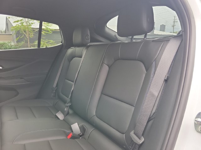 New 2026 Buick Envista Sport Touring w/ Convenience I Package FWD image 10