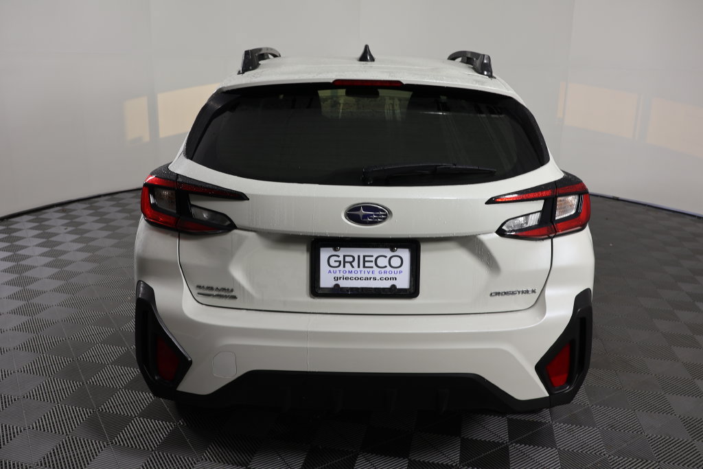 Used 2024 Subaru Crosstrek 2.0i Premium AWD/4WD image 7