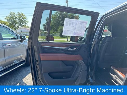 Used 2023 GMC Yukon XL Denali Ultimate AWD/4WD image 14