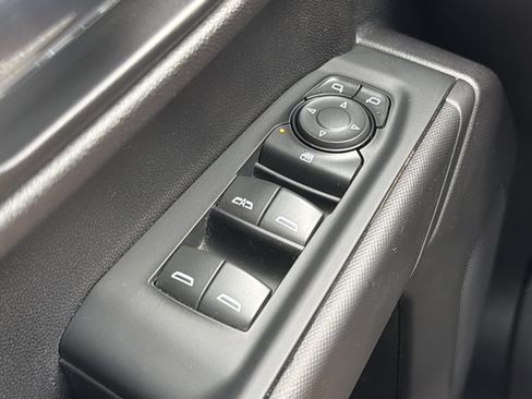 Used 2023 Chevrolet Silverado 1500 Custom Trail Boss AWD/4WD image 28