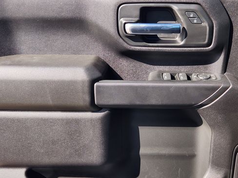 New 2025 GMC Sierra 2500 Pro w/ Convenience Package image 17