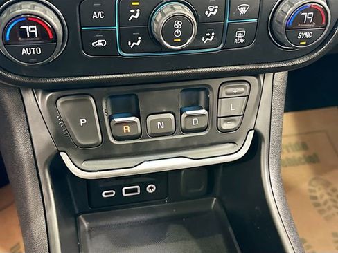 Used 2019 GMC Terrain Denali w/ LPO, Floor Liner Package image 18