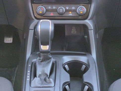 New 2025 Ford Ranger XLT w/ Equipment Group 301A High image 19