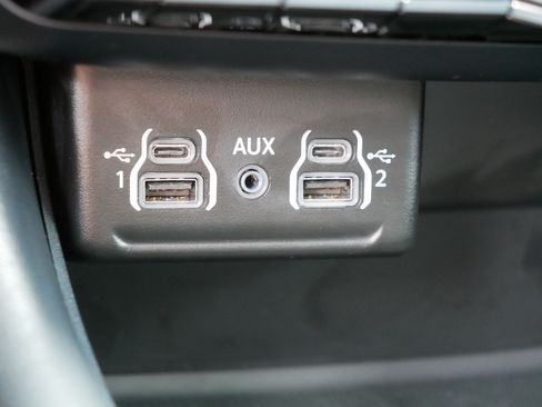 Used 2024 Dodge Durango SXT AWD/4WD image 35