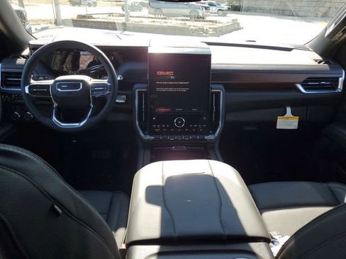 New 2026 GMC Yukon XL Denali w/ Sun & Power Step Package AWD/4WD image 12