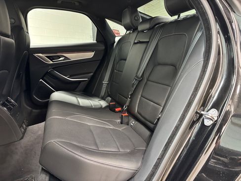 Used 2024 Jaguar XF R-Dynamic SE AWD/4WD image 28