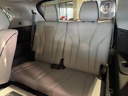 New 2026 Acura MDX w/ Advance Package image 9