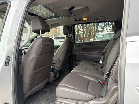 Used 2023 Honda Odyssey Touring image 6