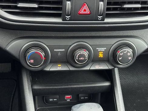 Certified 2022 Kia Forte LXS image 25