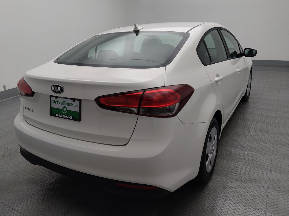 Used 2018 Kia Forte LX FWD image 7
