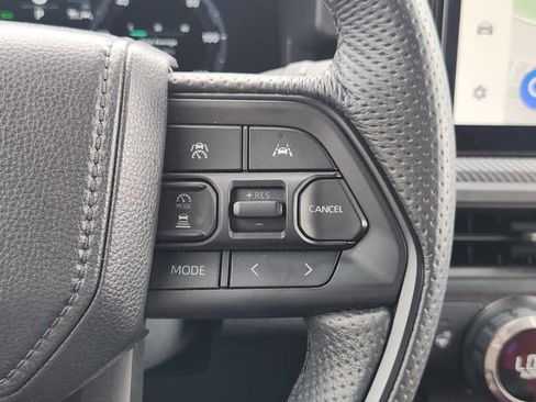 Used 2024 Toyota Tacoma TRD Pro image 25