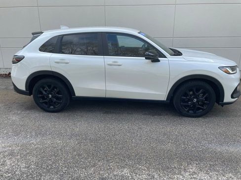 Certified 2023 Honda HR-V Sport image 5