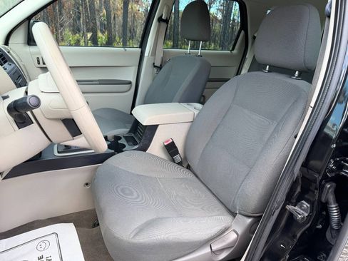 Used 2008 Ford Escape XLS FWD image 10