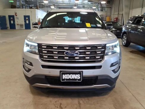 Used 2016 Ford Explorer XLT w/ Equipment Group 202A AWD/4WD image 6