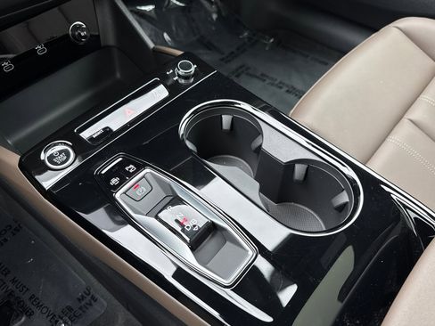 New 2025 Audi A6 e-tron Premium Plus image 18