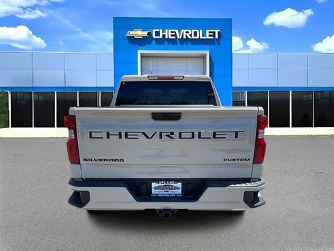 New 2026 Chevrolet Silverado 1500 Custom w/ LPO, Dark Essentials Package RWD image 4
