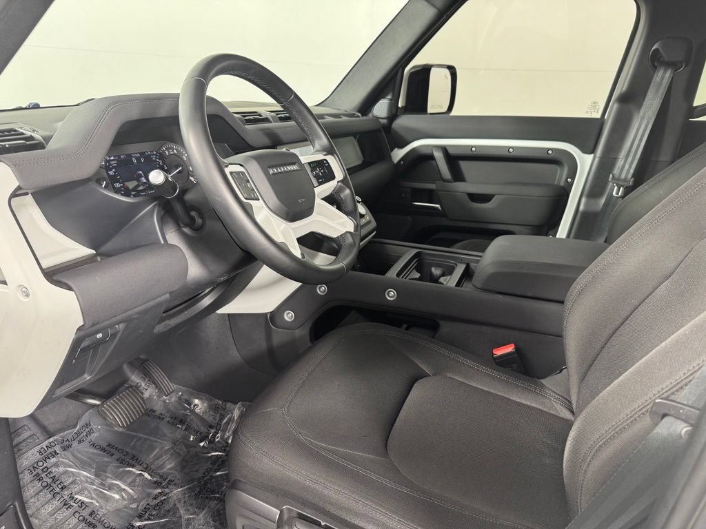 Used 2023 Land Rover Defender 110 AWD/4WD image 21