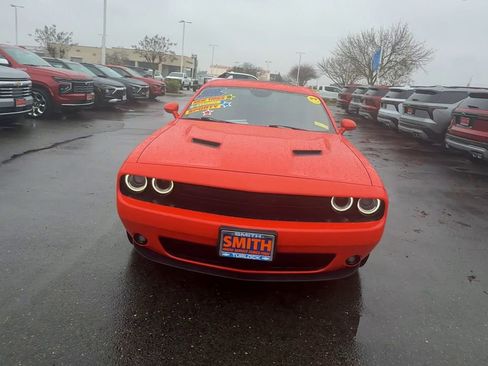 Used 2021 Dodge Challenger SXT w/ Plus Package image 2