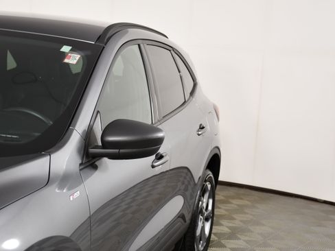 Used 2025 Ford Escape ST-Line AWD/4WD image 13