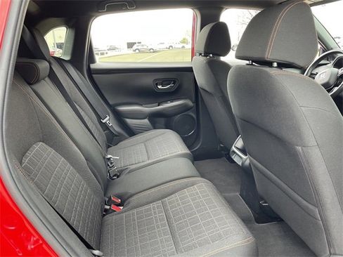 Certified 2025 Honda HR-V Sport image 26