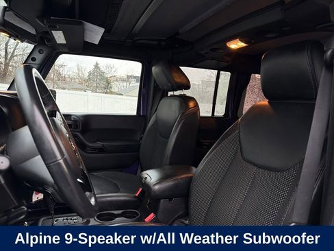Used 2016 Jeep Wrangler Unlimited Sahara image 14