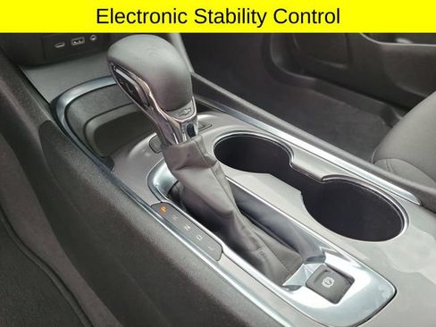 Used 2023 Chevrolet Malibu LT FWD image 30