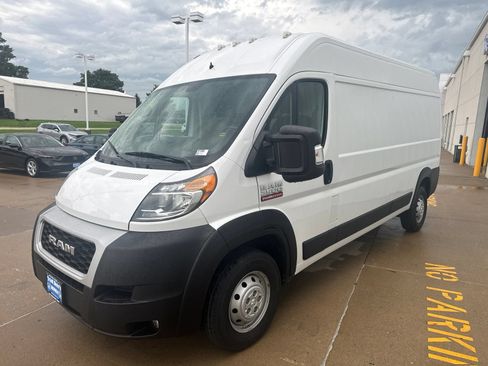 Used 2020 RAM ProMaster 2500 w/ Interior Convenience Group FWD image 5