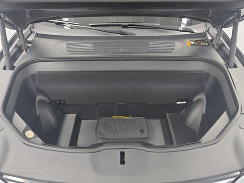 Used 2024 Rivian R1S Adventure Quad AWD/4WD image 14