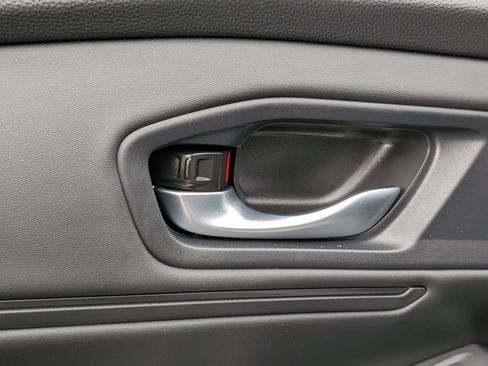 Used 2025 Honda Accord SE image 13