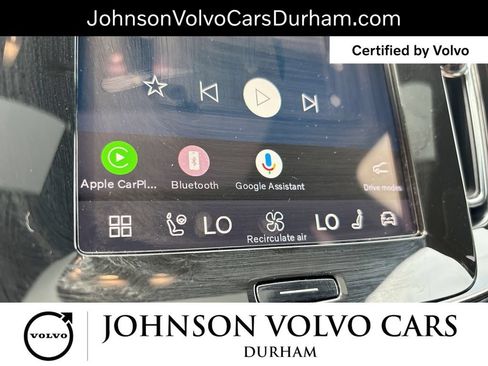 Certified 2024 Volvo XC40 Recharge Ultimate RWD image 18