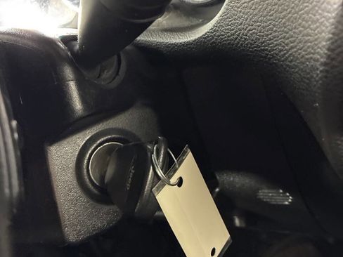 Used 2016 Jeep Wrangler Sport image 13