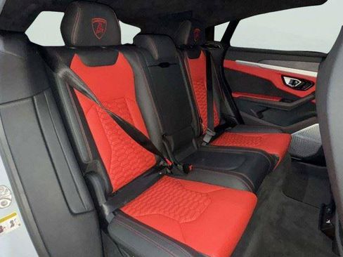 Used 2019 Lamborghini Urus AWD/4WD image 66
