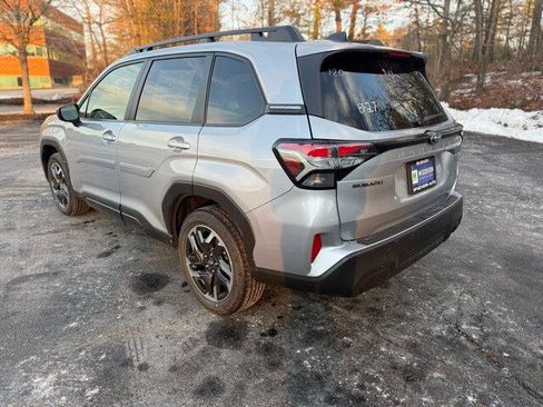 New 2025 Subaru Forester Premium image 8