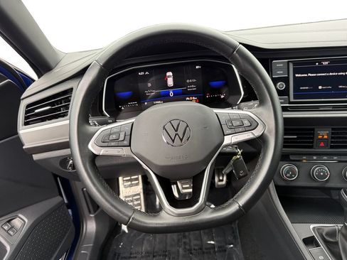 Used 2023 Volkswagen Jetta Sport FWD image 12