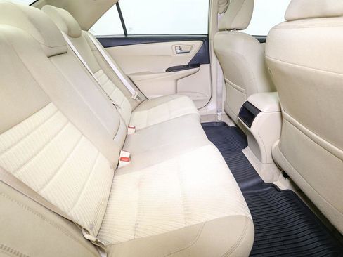 Used 2017 Toyota Camry LE w/ Moonroof Package FWD image 20