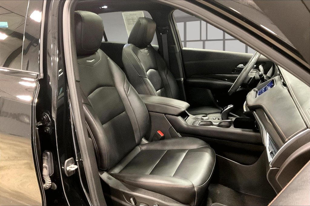 Used 2023 Cadillac XT4 Sport w/ Cold Weather Package AWD/4WD image 30