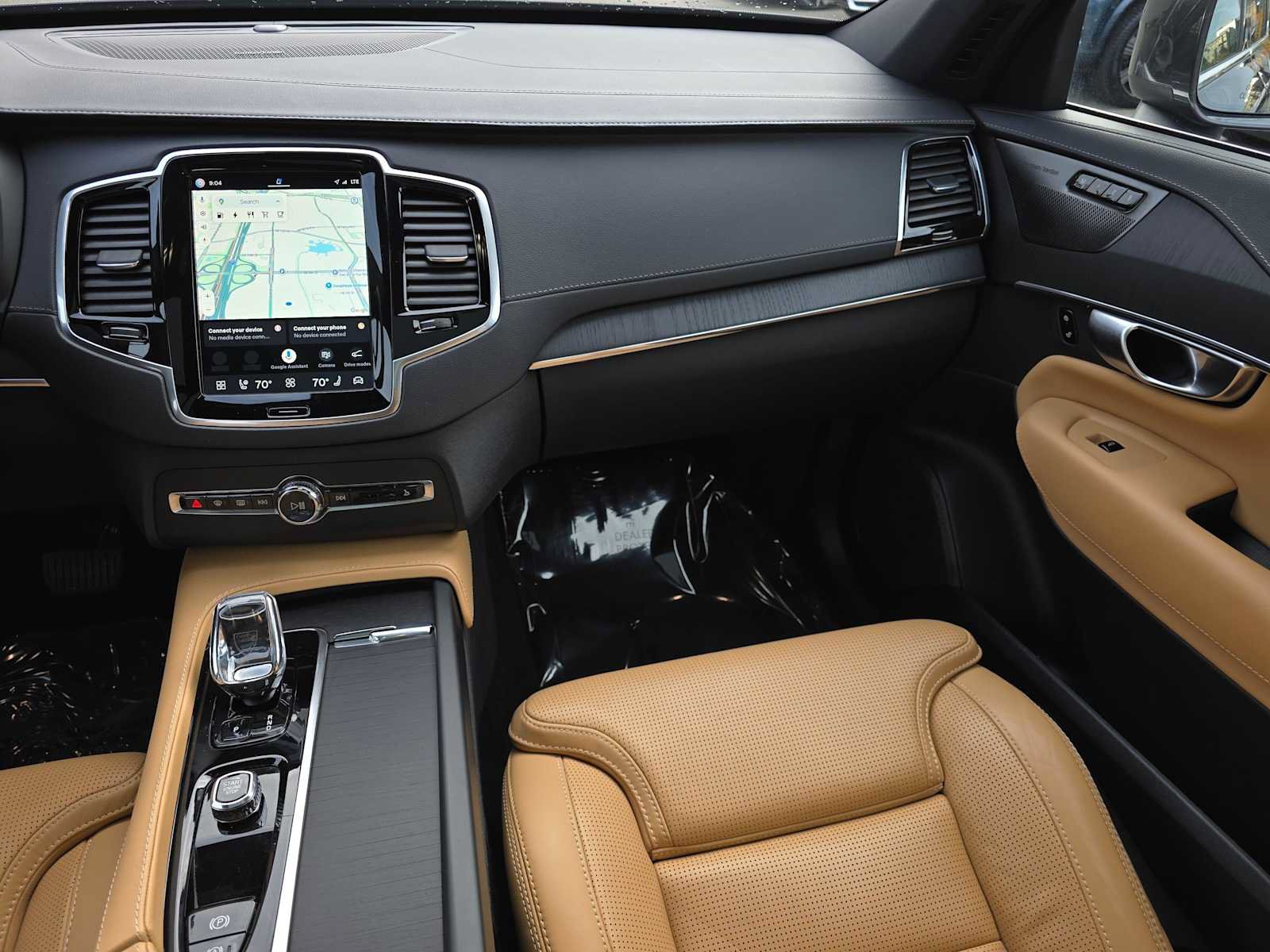 Certified 2024 Volvo XC90 T8 Ultimate w/ Protection Package Premier AWD/4WD image 20