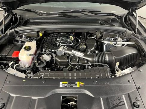 Used 2023 Jeep Grand Cherokee Limited AWD/4WD image 47