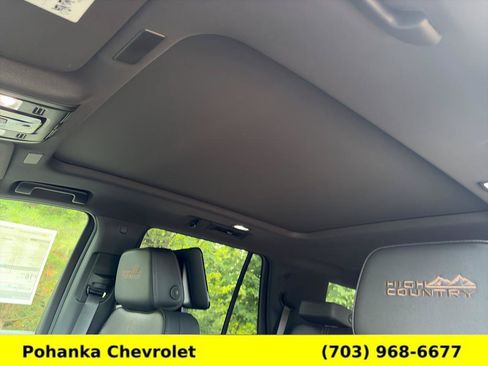 New 2026 Chevrolet Tahoe High Country AWD/4WD image 20